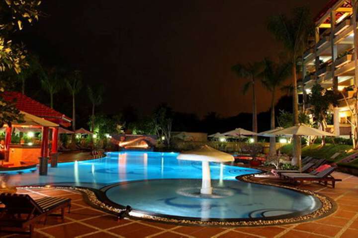 Pool 66 of 104
