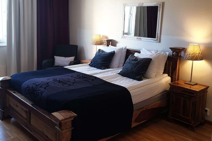 Room 21 of 48