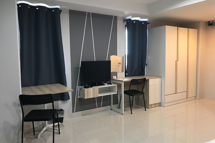 Room 25 of 68