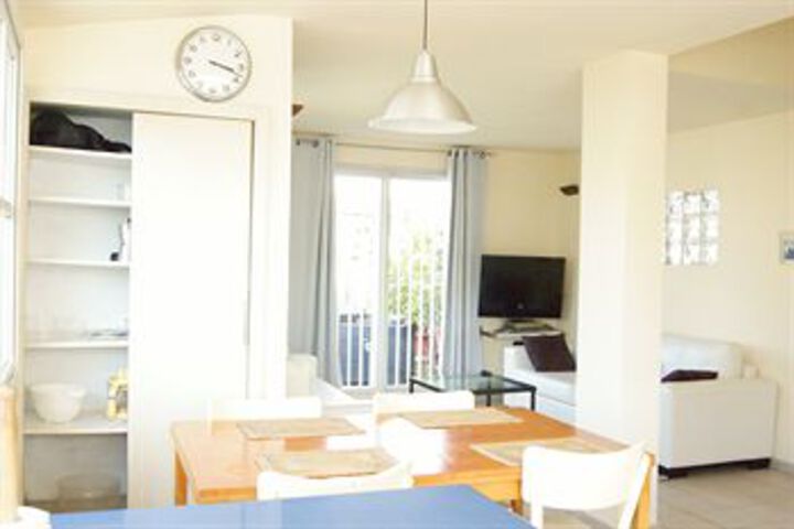 Room 52 of 133