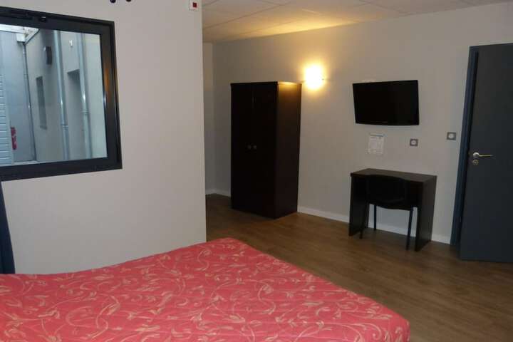 Room 22 of 60