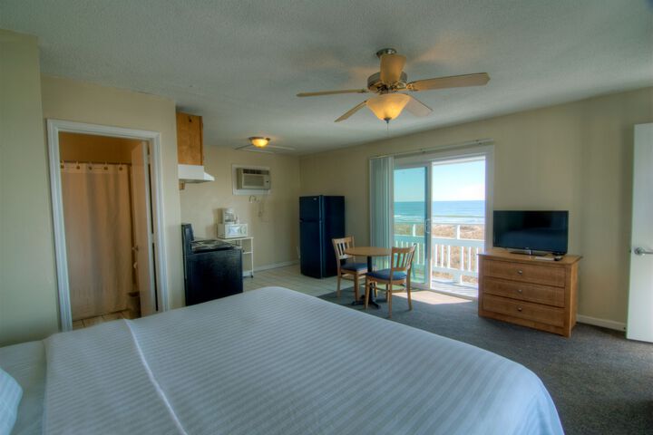 Room 32 of 62