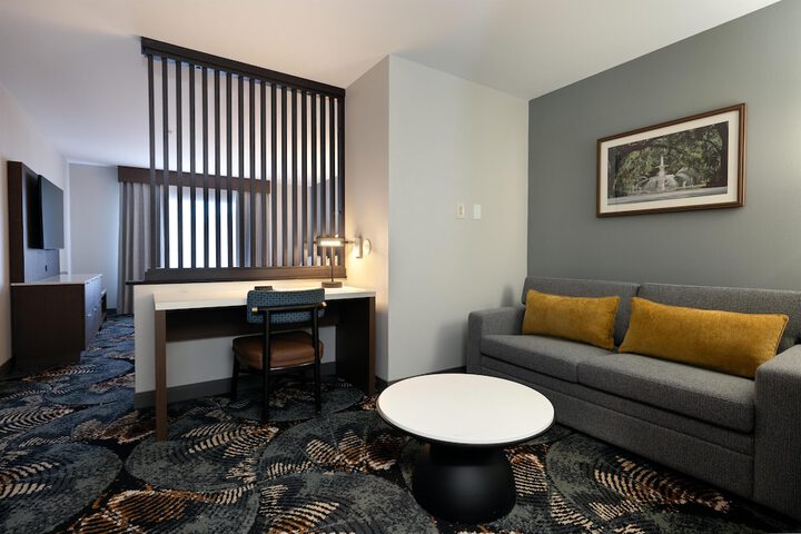 Room 21 of 56
