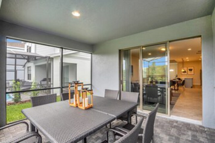 Terrace/Patio 5 of 135