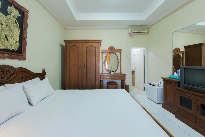 Room 21 of 50