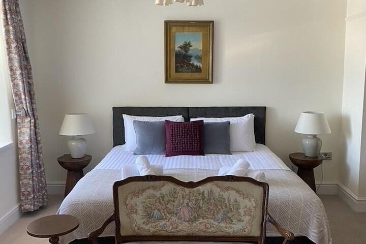 Room 19 of 111
