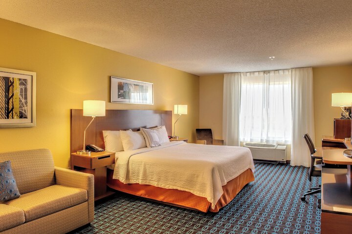 Room 16 of 36