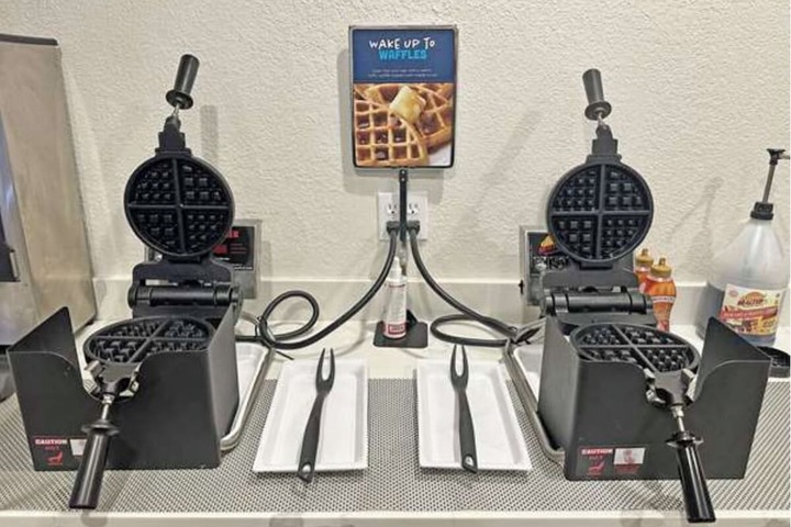 Breakfast buffet