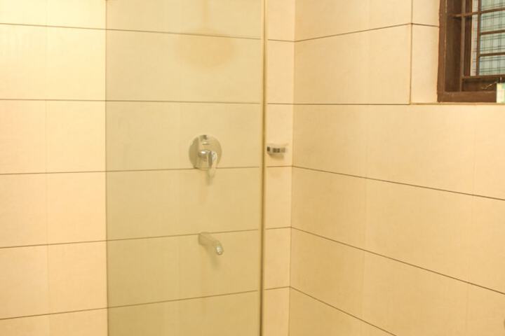 Room 56 of 108