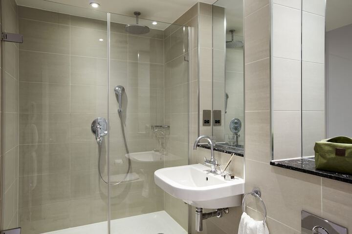 Room 41 of 112