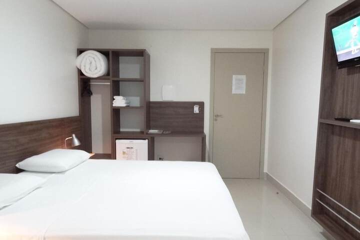 Room 17 of 20