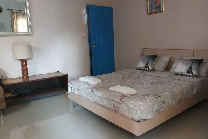 Room 12 of 61
