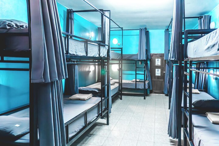 Room 12 of 64