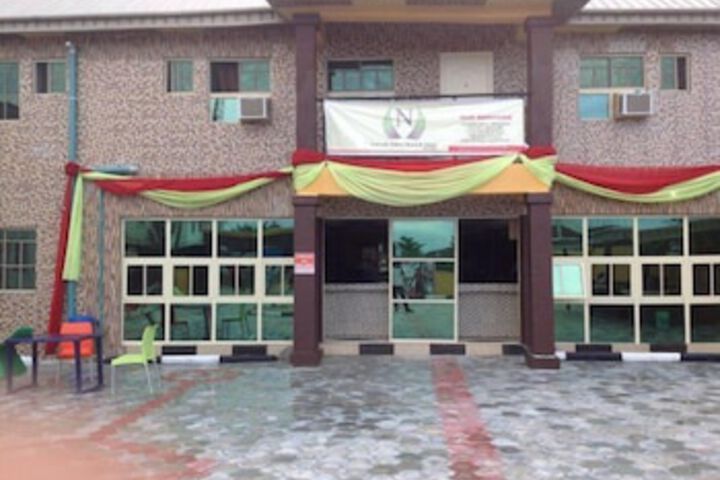 Nowoola Palace Hotel and Suites