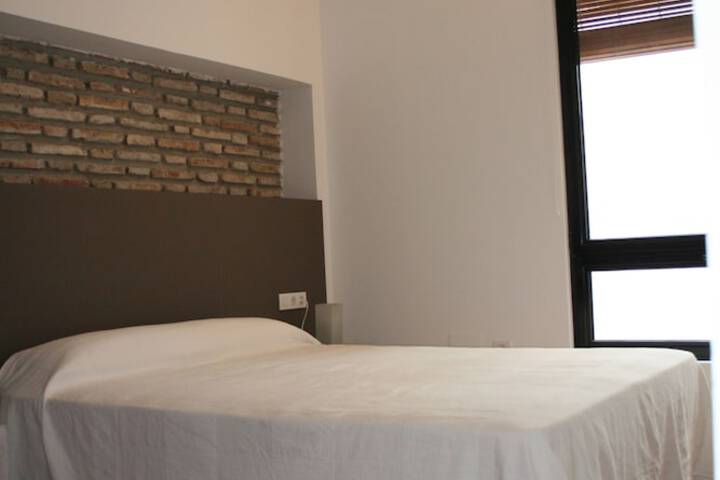 Room 13 of 104