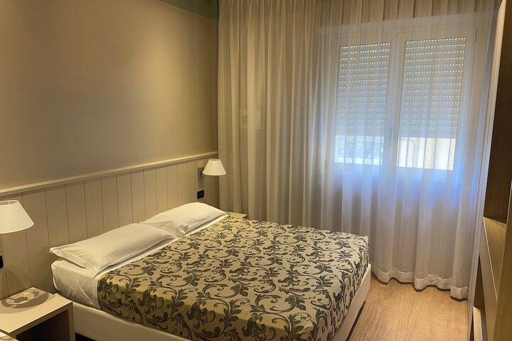 Room 22 of 88