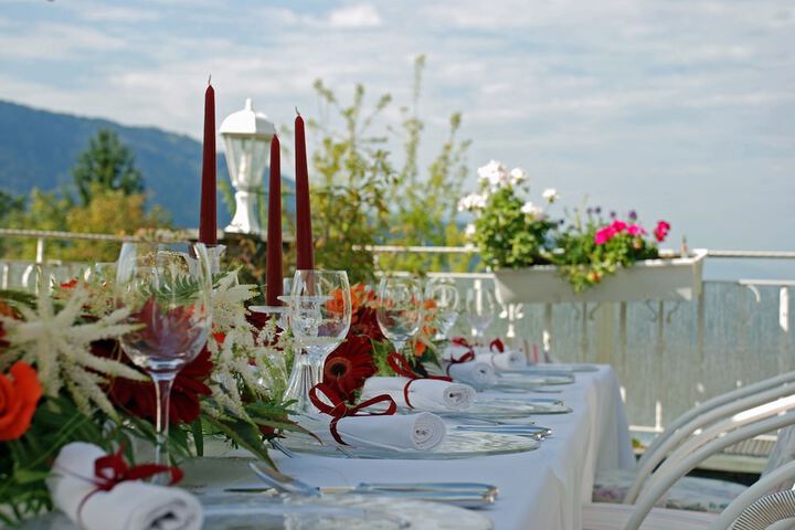 Dining Photos
