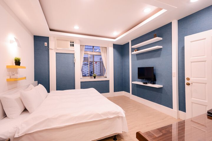 Room 56 of 97