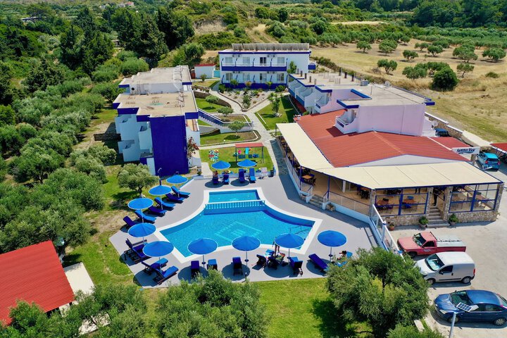 Summer View Hotel
