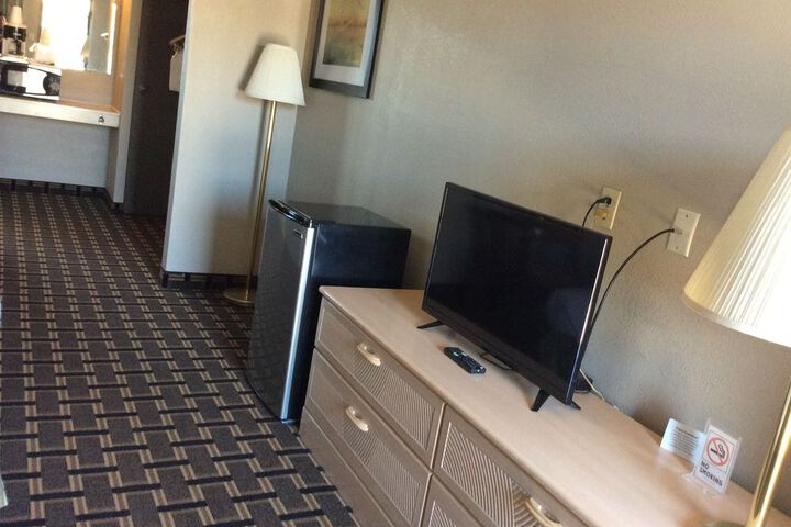 Room 13 of 53