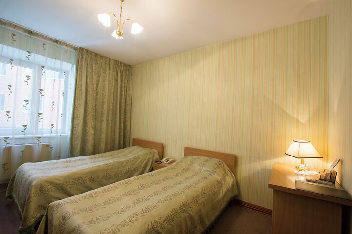 Room 11 of 26