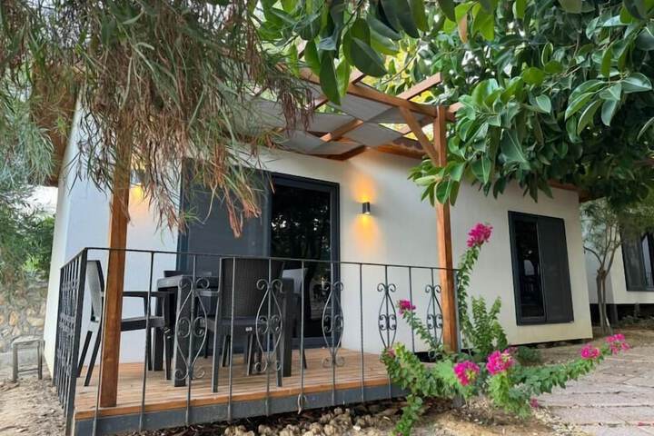 Otelox Ayaş Beach Bungalov in Erdemli