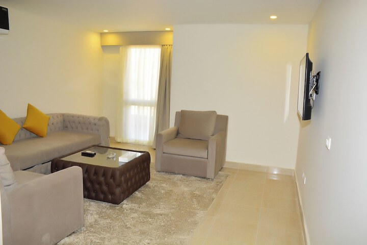 Room 34 of 131