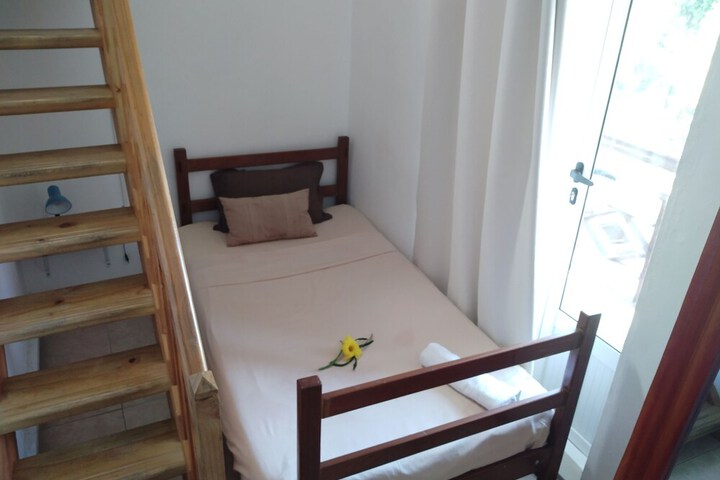Room 13 of 47