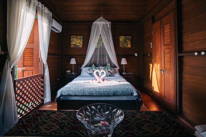 Room 13 of 54