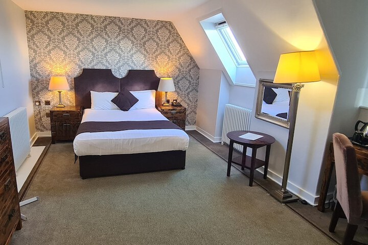Room 40 of 137
