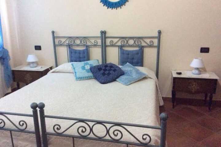Room 7 of 34