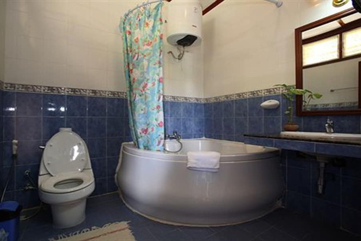 Bathroom Interior Photo