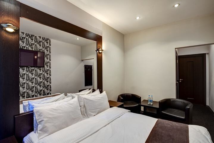 Room 18 of 39