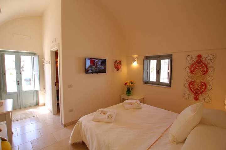 Room 15 of 50
