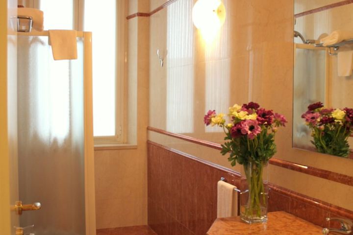 Clean Restrooms