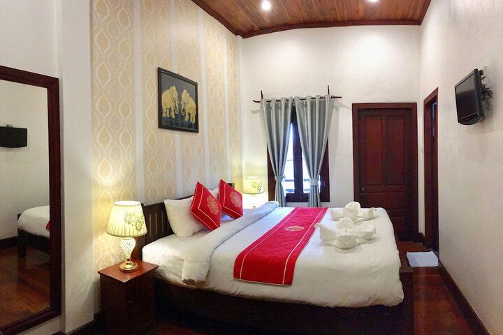 Room 12 of 42
