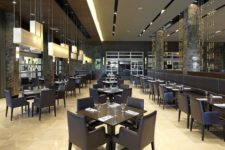 Dining 116 of 177