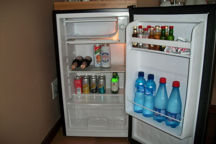Room 9 of 34