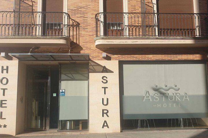 Exterior of Hotel Astura