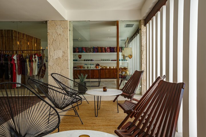 Hotel Interior 8 of 72