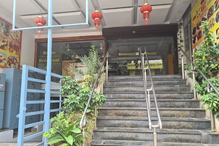 Hotel Nadaradjane Residency