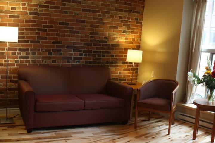 Room 41 of 62