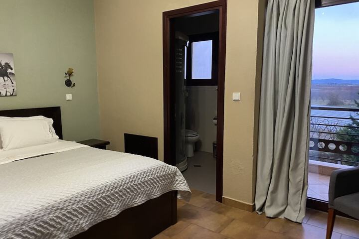 Room 48 of 70