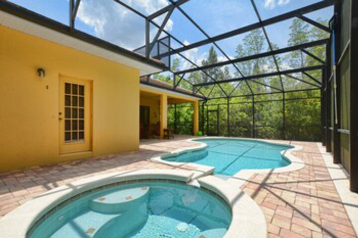 Calabria 4 Bed House w Pool - 3400CL