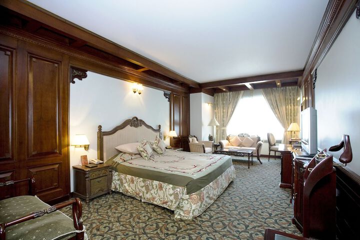 Room 79 of 258