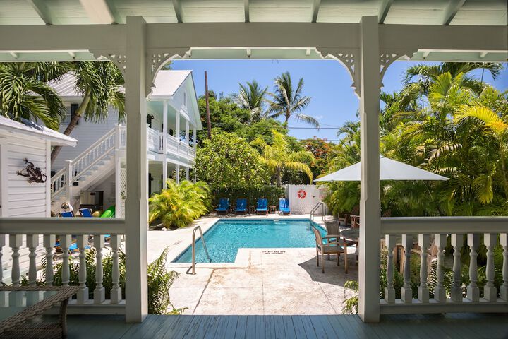 Pool 50 of 60