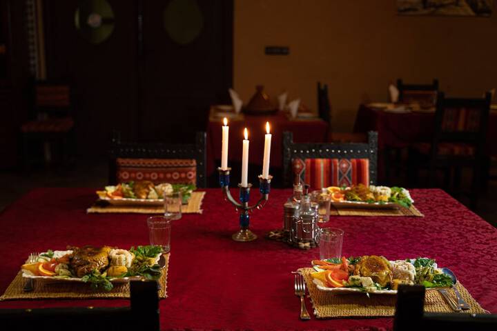Dining 44 of 56