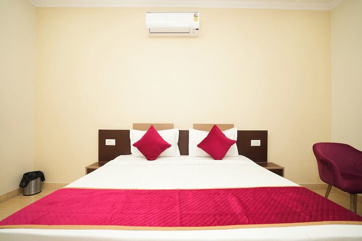 Room 16 of 29