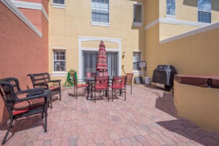 Terrace/Patio 6 of 57