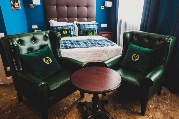 Room 25 of 57
